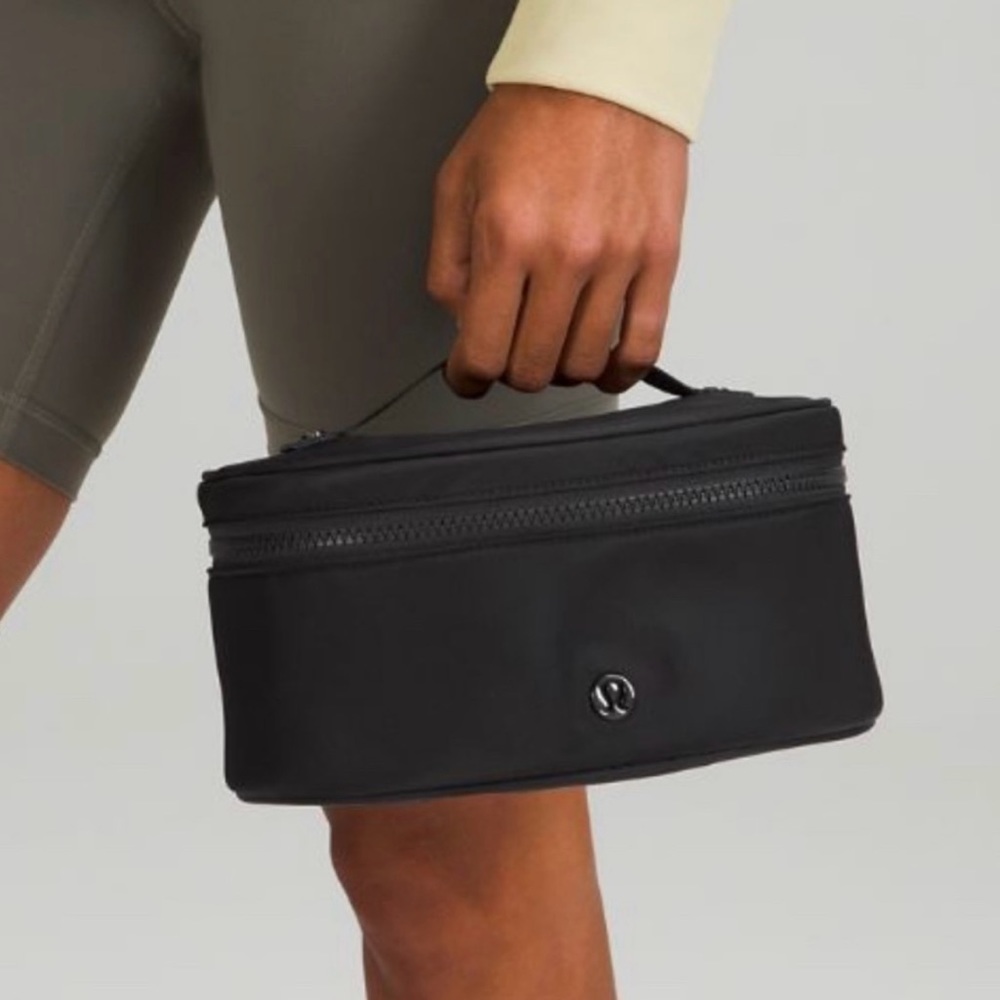 Lululemon Makeup Case